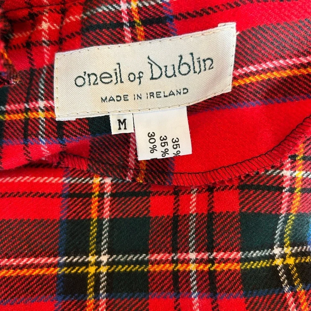 O'Neil of Dublin Girl's Hooded Irish Cape SZ Medium in Royal Red Plaid‎